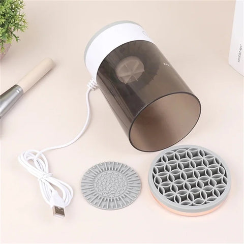 Makeup Brushes cleaning machine